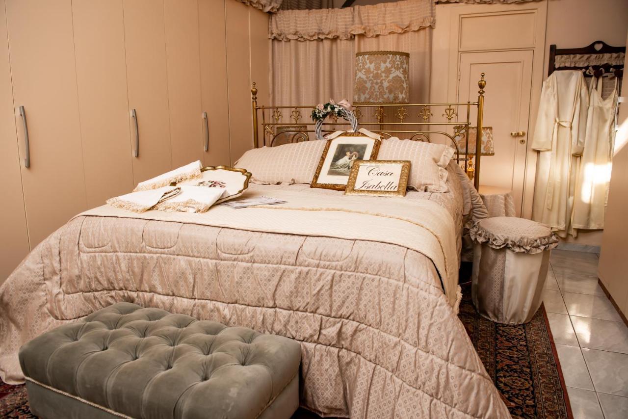 Casa Isabella Bed & Breakfast